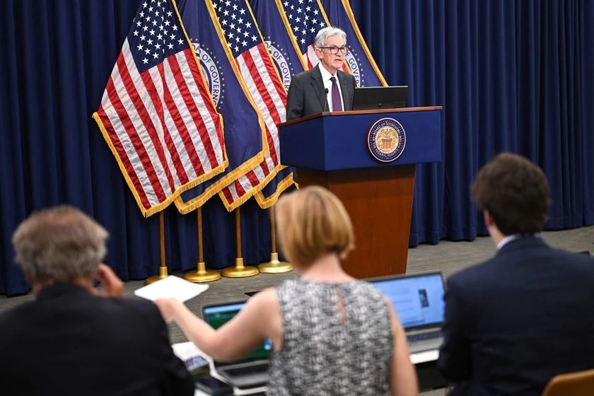 美伊局势反复 油价高位震荡 投资如何应对